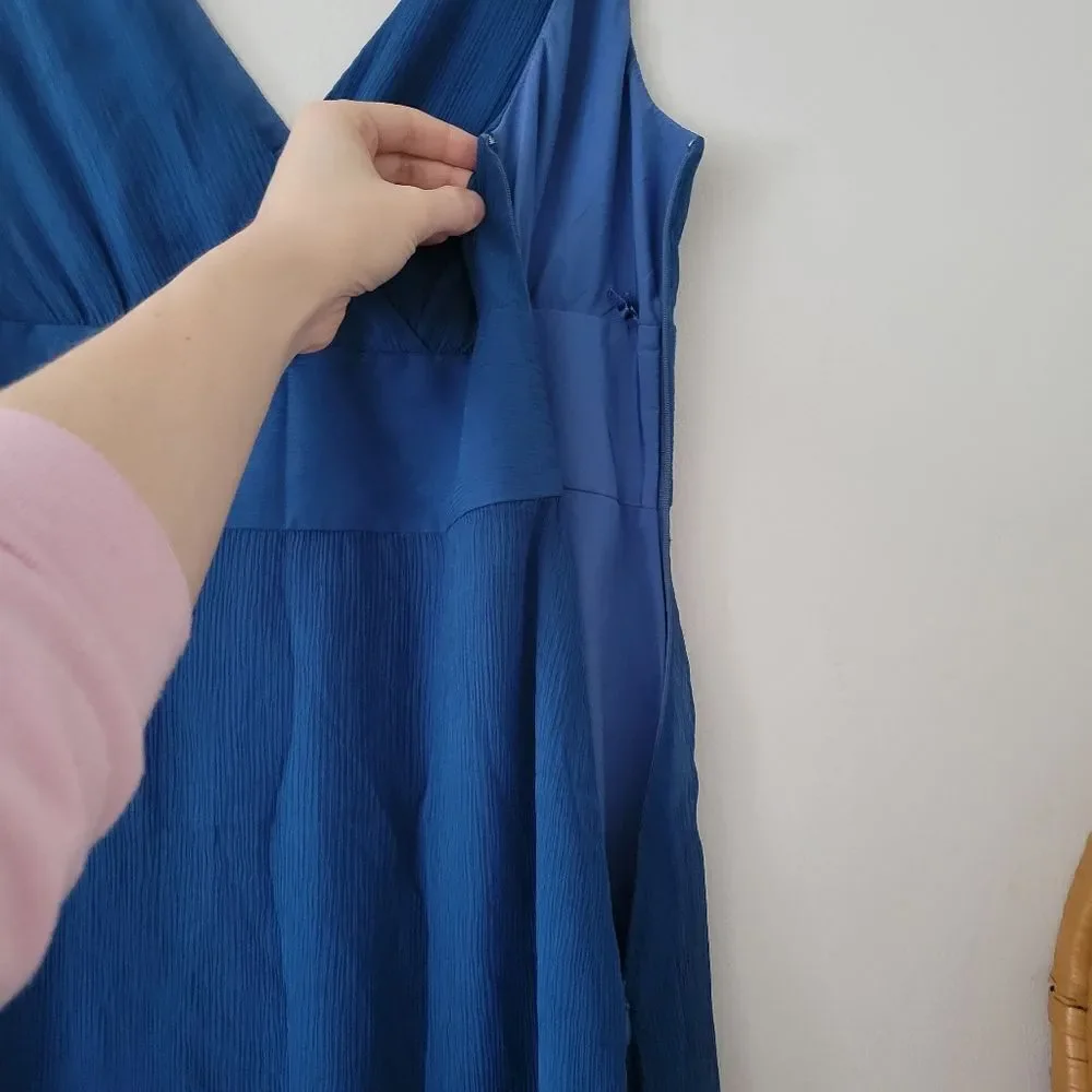 J. Crew 100% Crepe Silk Dress Blue 4 Sleeveless Fit Flare V-Neck